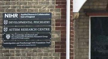 Foto do prédio onde o departamento que conduz a pesquisa está localizado - Divulgação / Autism Research Centre