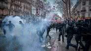 Fotografia mostrando protestos na França - Getty Images