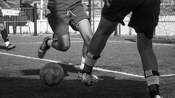 Imagem ilustrativa de futebol - Foto de Simedblack, via Pixabay