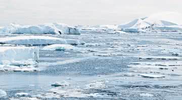 Imagem meramente ilustrativa de derretimento na Antártica - Divulgação/Pixabay