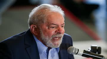 Lula falando em público - Getty Images