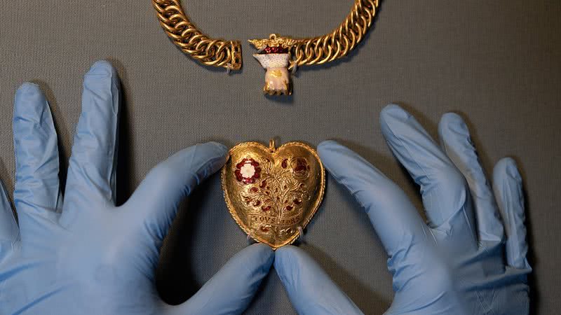 Pingente de ouro da era Tudor - Getty Images