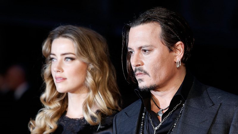 Amber Heard ao lado de Johnny Depp