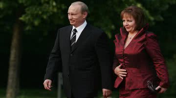 Vladimir Putin ao lado da ex-esposa Lyudmila Putina - Getty Images