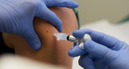 Aplicação de vacina - Getty Images