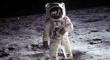 Buzz Aldrin na lua - Wikimedia Commons