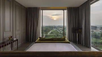 Fotografia da visão de um dos quartos do hotel onde o homem ficou hospedado - Divulgação/ Roseate House