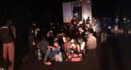 Migrantes recebendo atendimento após resgate - Divulgação / Video / Twitter