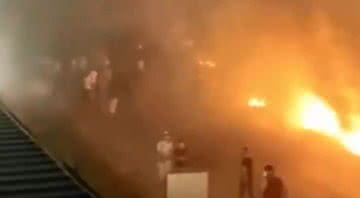 Incêndio em campo de refugiados na Grécia - Divulgação/Twitter/Ernest Urtasun