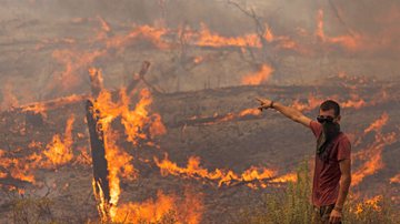 Imagens do incêndio em Rhodes, uma ilha na Grécia - Getty Images