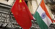 Bandeiras da China e Índia - Pixabay