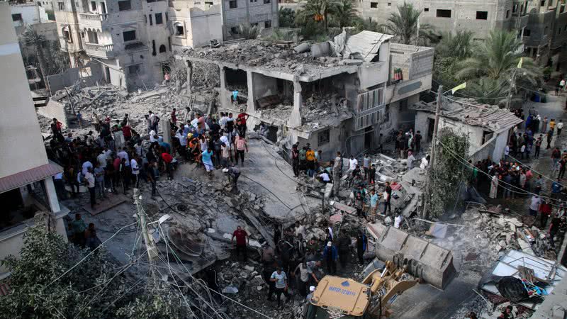 Construções destruídas após bombardeio em Gaza, território palestino - Getty Images