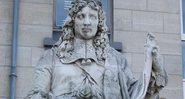A estátua de Jean-Baptiste Colbert, em frente à Reitoria da Academia de Reims - Wikimedia Commons