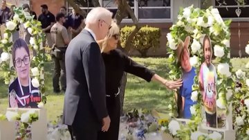 Trecho de vídeo mostrando Joe Biden e esposa, Jill, no local - Divulgação/ Youtube/ WFAA