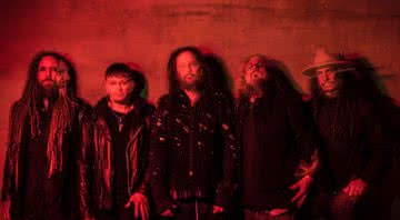 A banda de nu metal, Korn - Wikimedia Commons