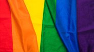 Fotografia meramente ilustrativa de bandeira LGBT+ - Divulgação/ Freepik/ Licença livre