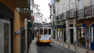 Bairro de Mouraria, em Lisboa, onde aconteceu o incêndio - Reprodução / Youtube / For 91 Days Travel Blog