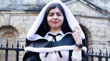 Malala com a beca de colação de grau em Oxford - Divulgação / Instagram / malala