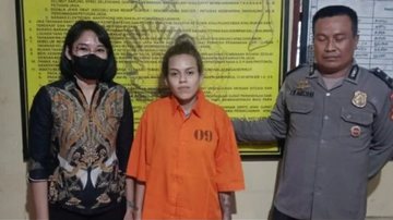 Manuela Vitória De Araujo Farias, de 19 anos, presa em Bali, Indonésia - Reprodução/CNNIndonésia