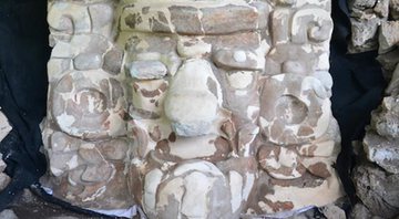 Máscara maia de tamanho impressionante - Instituto Nacional de Antropologia e História do México