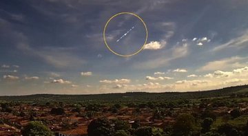 Momento em que meteoro cai no interior da Bahia - Divulgação/ YouTube/ Clima ao Vivo