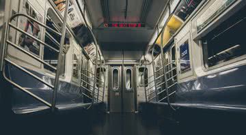 Imagem meramente ilustrativa de interior do metrô - Dibulgação/ Pixabay/ igorovsyannykov
