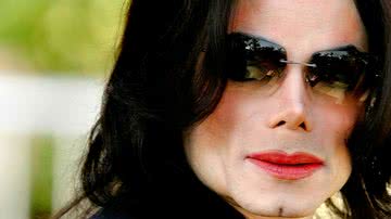 Fotografia de Michael Jackson em 2005 - Getty Images