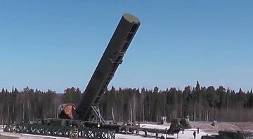 O RS-18 Sarmat acoplado em uma base militar - Divulgação/ Ministério da Defesa da Rússia