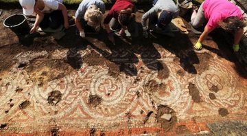 Imagem do mosaico da vila romana - Divulgação/National Trust