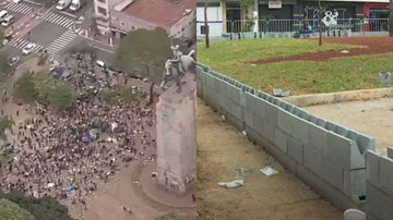 À esquerda, a praça ocupada pela Cracolândia e à direita, muros sendo construídos na Praça Princesa Isabel - Divulgação / vídeo e Divulgação / Youtube / TV Brasil