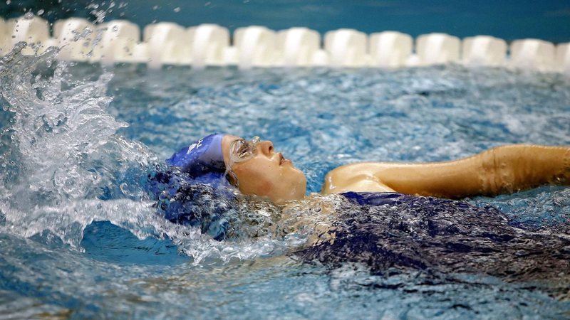 Fotografia meramente ilustrativa de nadadora - Divulgação/ Pixabay/ KeithJJ