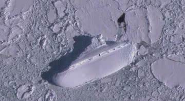 Suposto objeto misterioso encontrado na costa da Antártica - Divulgação/ Youtube / MrMBBB333