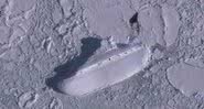 Suposto objeto misterioso encontrado na costa da Antártica - Divulgação/ Youtube / MrMBBB333