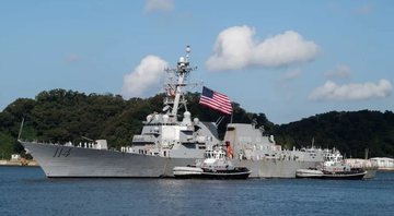 O destróier USS Ralph Johnson - Divulgação/7ª Frota dos EUA