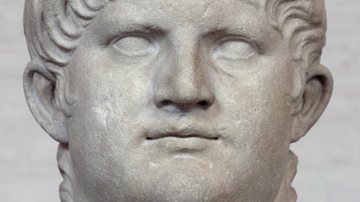 Busto de Nero, imperador - Domínio Público