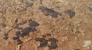 Manchas de óleo nas águas do litoral baiano - Divulgação/Capitania dos Portos da Bahia