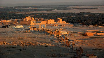 Fotografia aérea das ruínas de Palmira - Divulgação/ James Gordon/ Arquivo Pessoal
