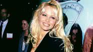 A atriz Pamela Anderson - Reprodução/Twitter/PamelaAnderson
