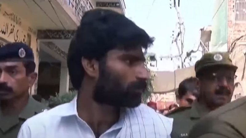 Muhammad Waseem, o homem que matou Qandeel Baloch - Divulgação / YouTube / WION