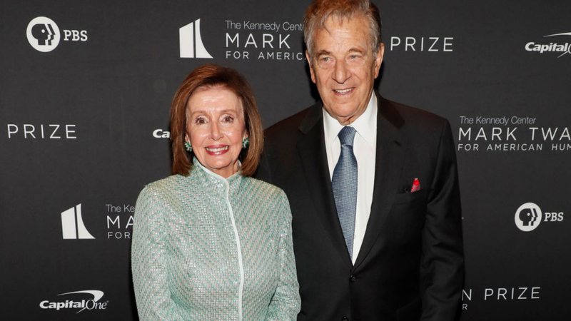 Nancy e Paul Pelosi durante evento, em Washington - Getty Images