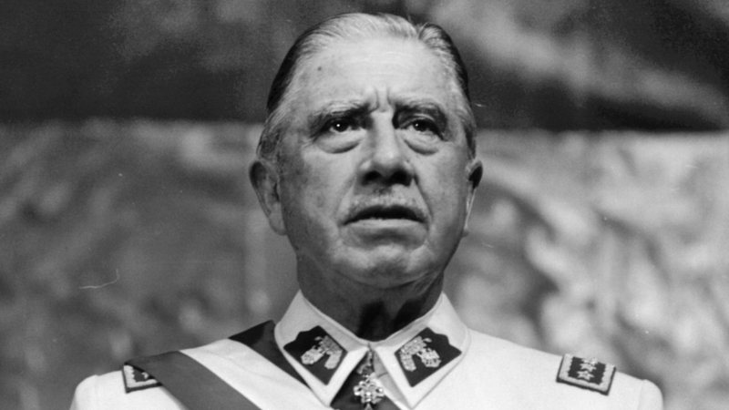 Augusto Pinochet, ex-ditador chileno - Biblioteca del Congreso Nacional via Wikimedia Commons