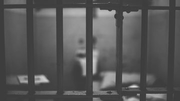 Imagem ilustrativa de prisão - PixaBay/Ichigo12