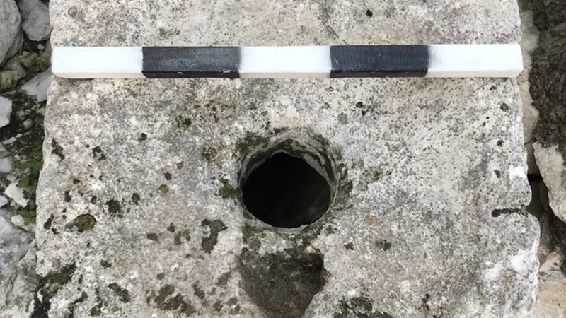 Fossa encontrada em Jerusalém - Divulgação / F. Vukasavovic