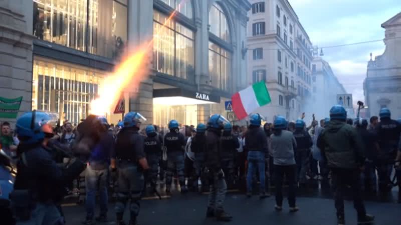 Protestos em Roma que aconteceram nesse final de semana - Divulgação/YouTube/AFP