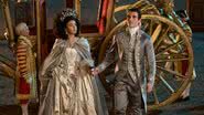 India Amarteifio e Corey Mylchreest como Rainha Charlotte e Rei George III - Divulgação / Netflix