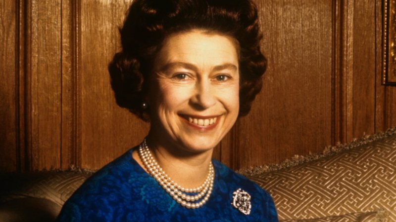 A Rainha Elizabeth II quando jovem - Divulgação