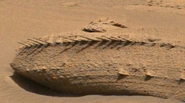 Imagem das rochas de Marte que se parecem com uma coluna vertebral - Reprodução/NASA/JPL-Caltech/MSSS/NeV-T