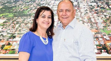 Imagem do deputado com sua esposa - Divulgação / Instagram / José Carlos Schiavinato