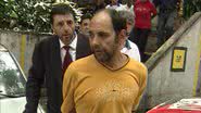 Norambuena sendo conduzido a prisão pelo Delegado Olim, em 2002 - Divulgação / TV Globo