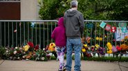 Fotografia de memorial feito em homenagem às vítimas do massacre - Getty Images